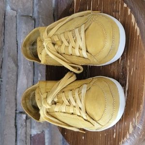 Fly London Low-top Sneakers